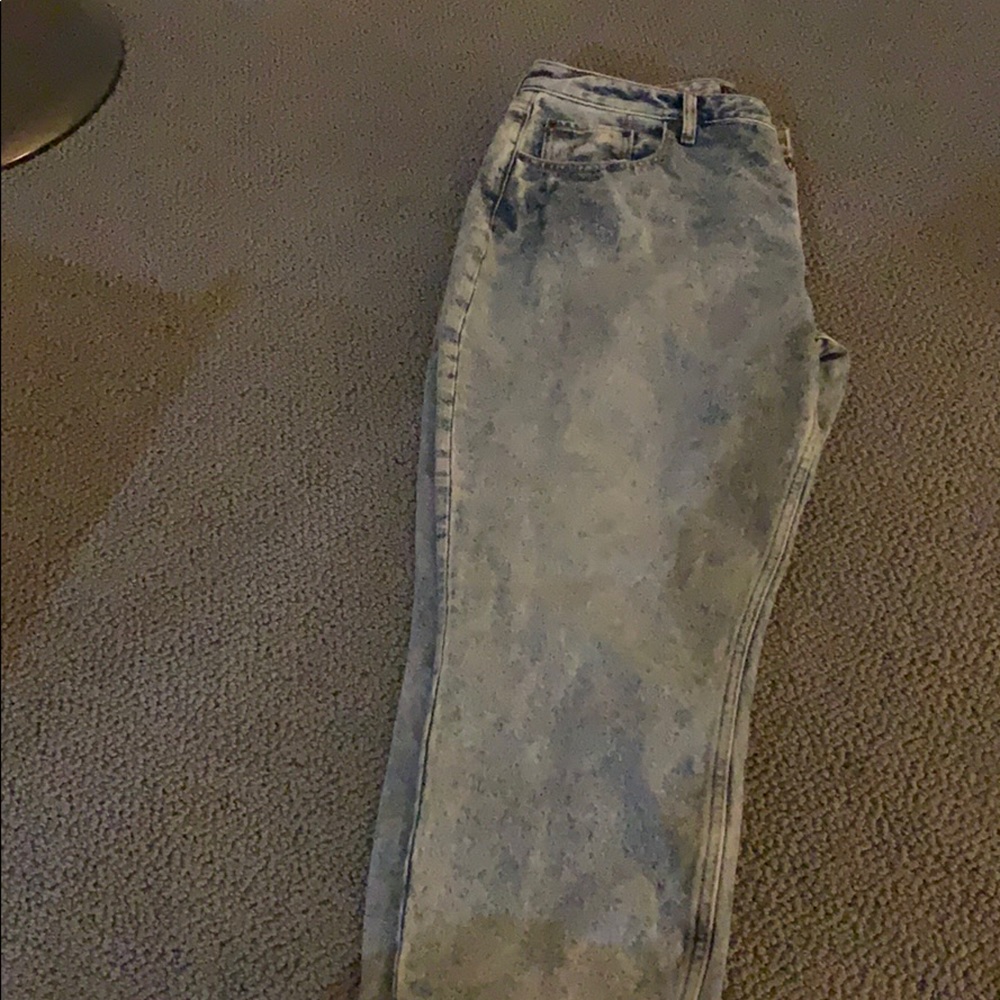 Abercrombie & Fitch High Waist Mom Jean